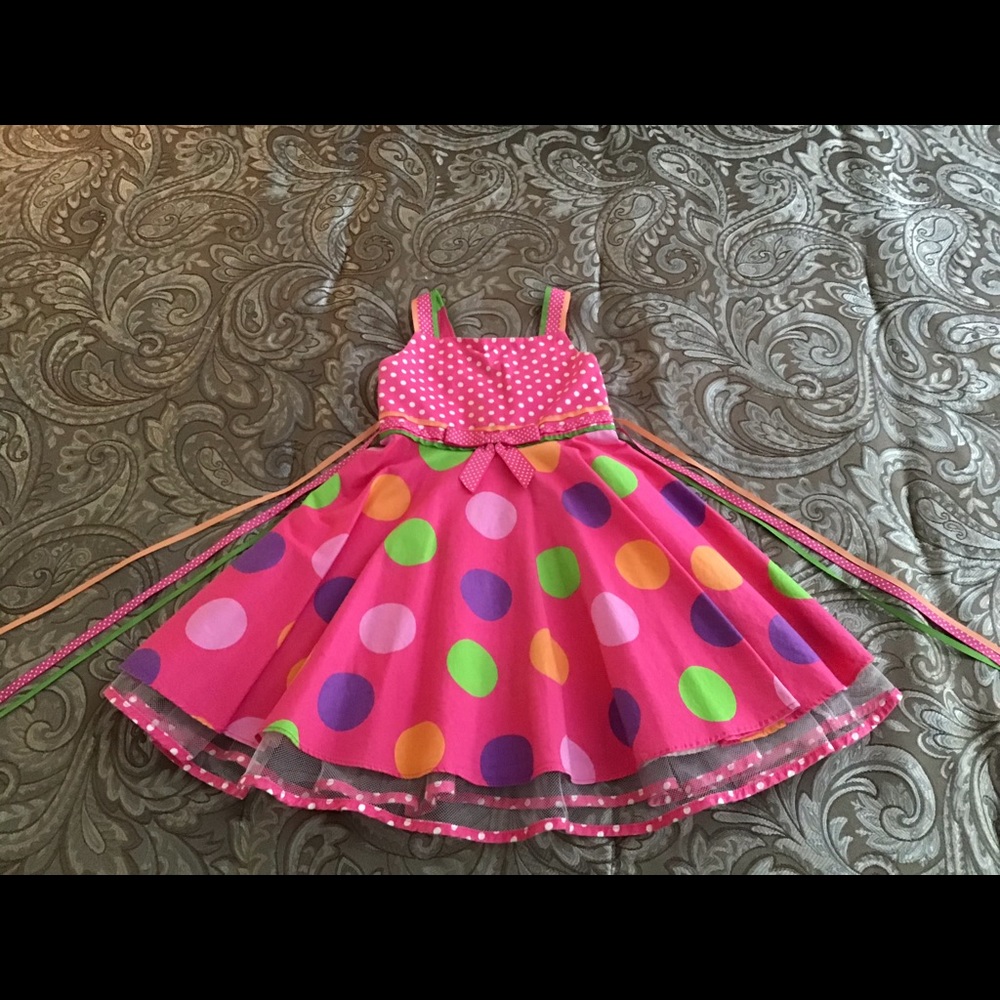 Girls dress